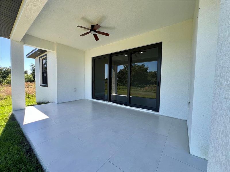 Exterior details and patio area of a home in , Port Charlotte (Image 41).