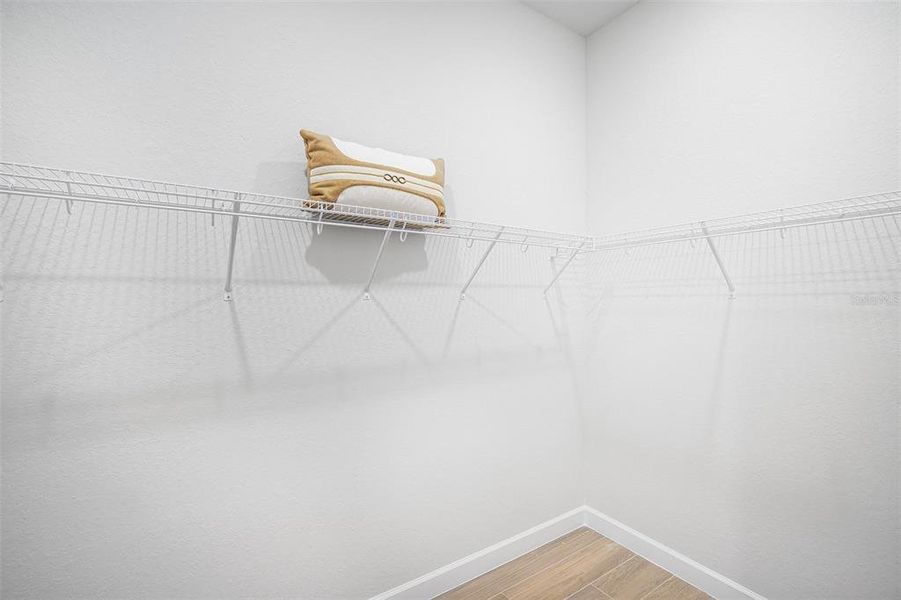 Spacious, unfurnished interior of a new home in Calusa Country Club, Lakewood Ranch (Image 19).