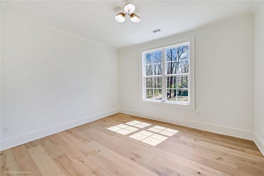 Spacious, unfurnished interior of a new home in , Jefferson (Image 22).
