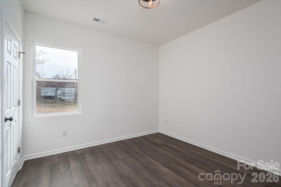 Spacious, unfurnished interior of a new home in , Cherryville (Image 34).