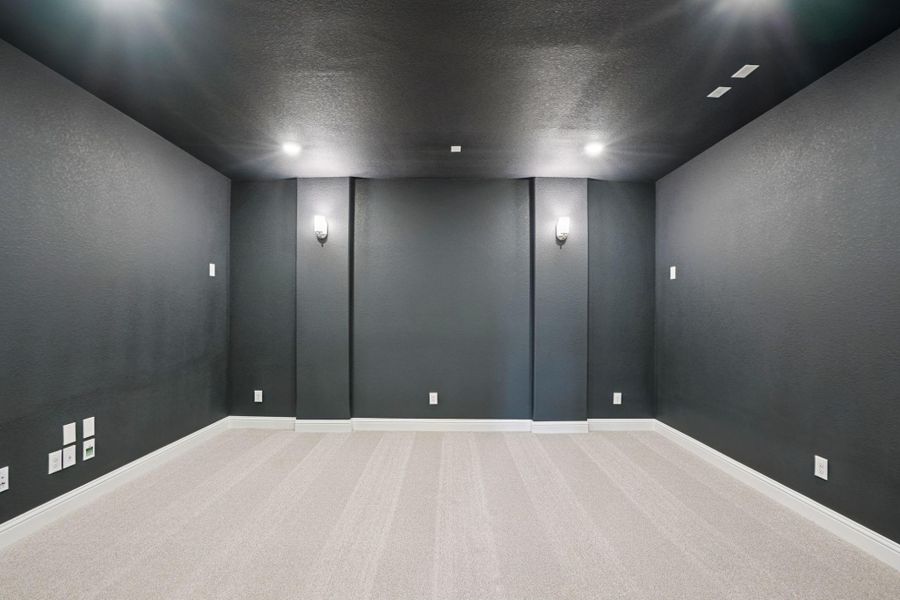 Spacious, unfurnished interior of a new home in Del Bello Lakes 60', Manvel (Image 40).