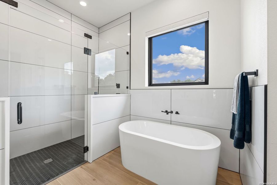 Furnished interior view inside a new home in , New Braunfels (Image 18).