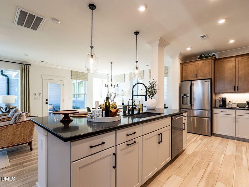 021-1280x960-kitchen