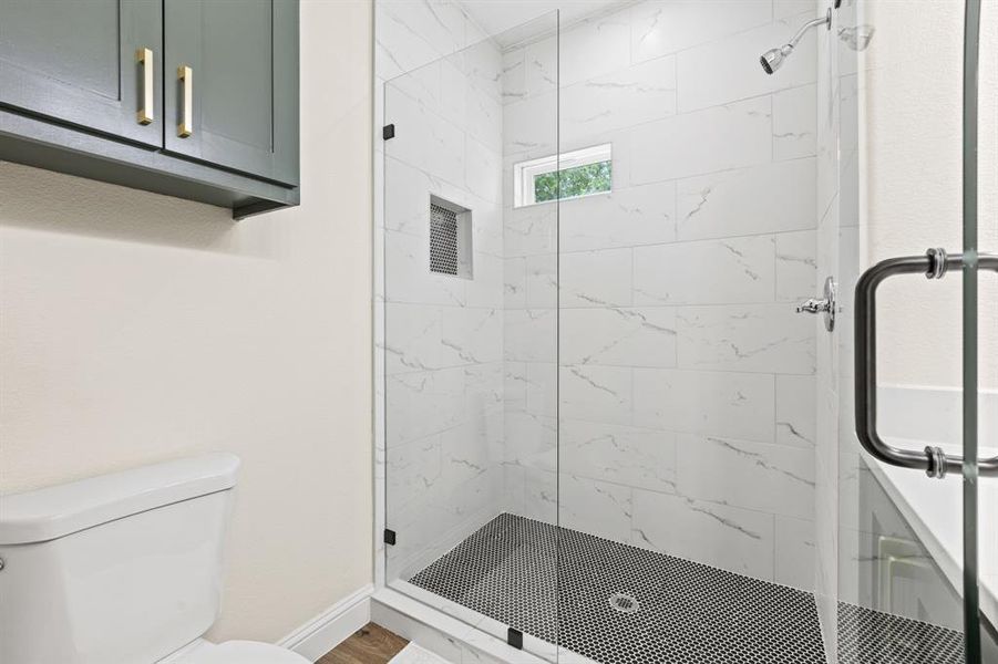 Furnished interior view inside a new home in , Fort Worth (Image 10). Furnished interior view inside a new home in , Fort Worth (Image 10).