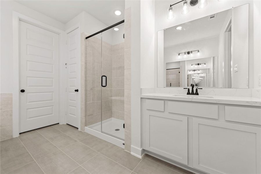 Furnished interior view inside a new home in Kresston, Montgomery (Image 6). Furnished interior view inside a new home in Kresston, Montgomery (Image 6).