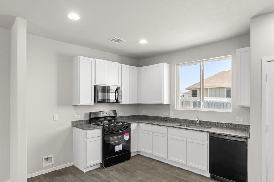 Furnished interior view inside a new home in Casetta Ranch, Kyle (Image 10).