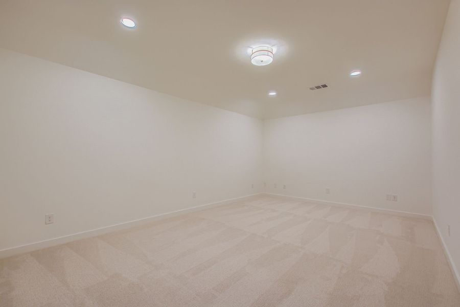 Spacious, unfurnished interior of a new home in Castle Hills Northpointe - Townhomes, Lewisville (Image 27).