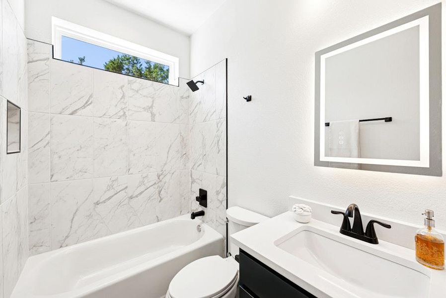 Furnished interior view inside a new home in , Lago Vista (Image 19). Furnished interior view inside a new home in , Lago Vista (Image 19).