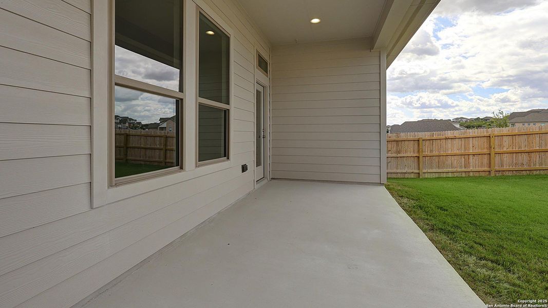 Exterior details and patio area of a home in Ladera 40', San Antonio (Image 4). Exterior details and patio area of a home in Ladera 40', San Antonio (Image 4).