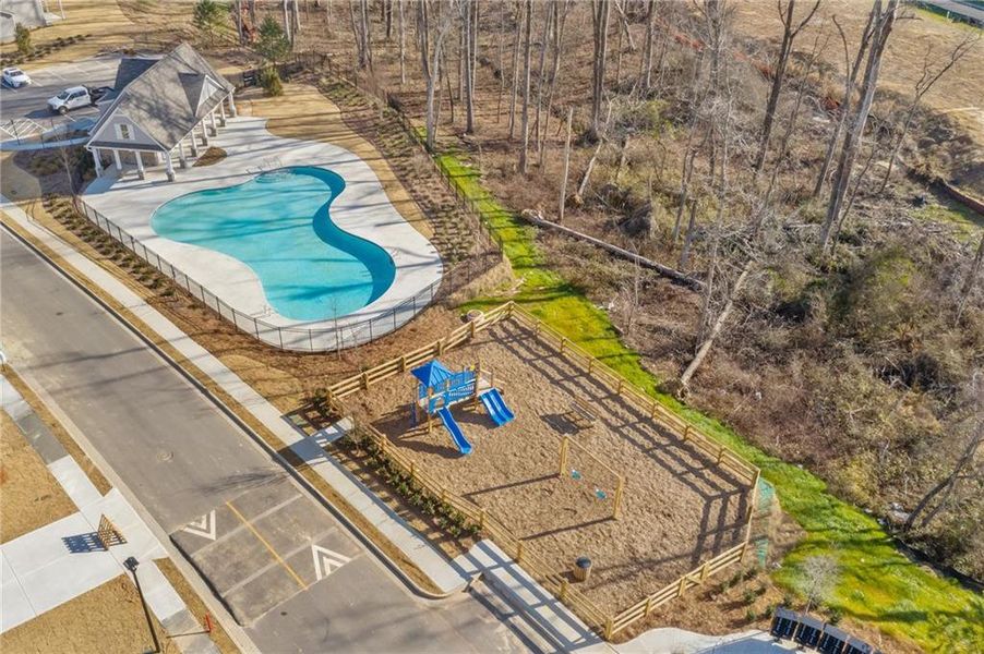 Community amenities in Paces Estates, Lithia Springs (Image 21).