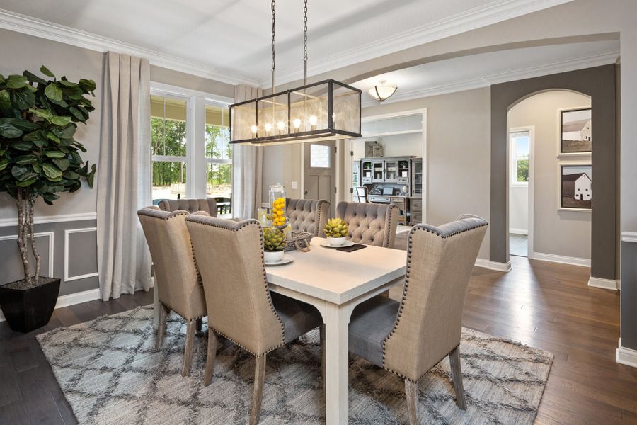 Representative furnished interior of a home built from the Everett by Fischer Homes in Woodberry, Canton (Image 7).