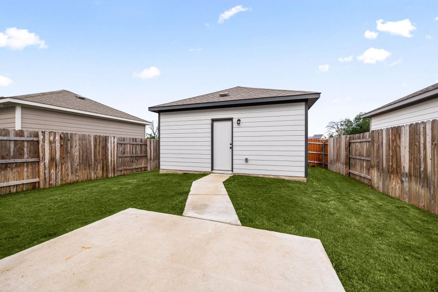 Exterior details and patio area of a home in , Round Rock (Image 3). Exterior details and patio area of a home in , Round Rock (Image 3).
