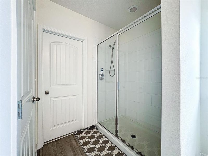 Image 83 of a home in .