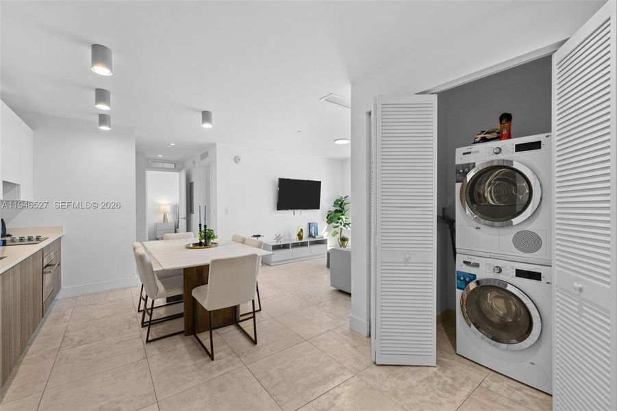 Furnished interior view inside a new home in , Miami (Image 8).