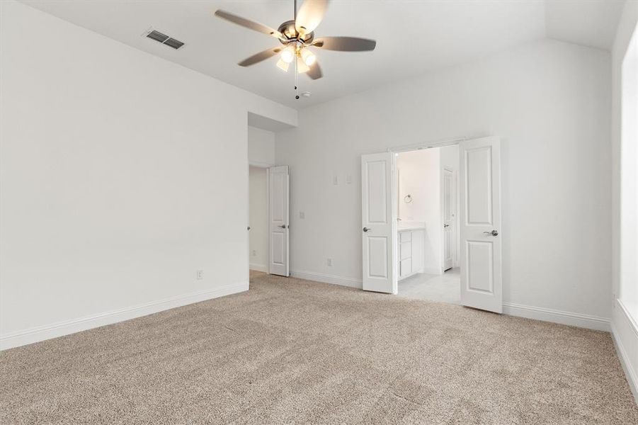 Spacious, unfurnished interior of a new home in , Wylie (Image 21).