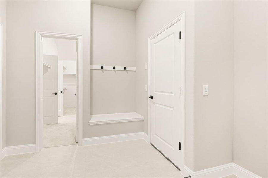 Spacious, unfurnished interior of a new home in Somerset, Venus (Image 23).