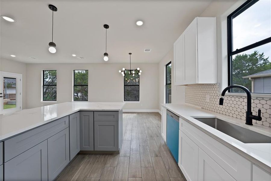Furnished interior view inside a new home in , Granbury (Image 10).