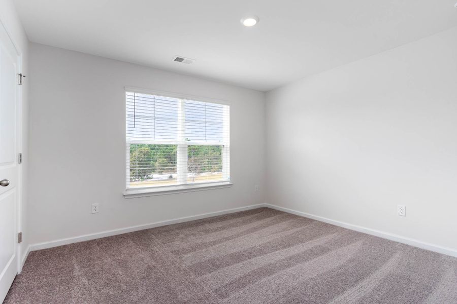 Representative unfurnished interior of a home built from the HAYDEN by D.R. Horton in South Haven, Camden (Image 32).