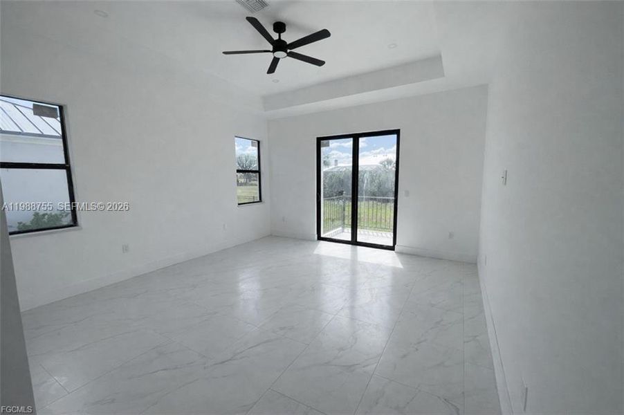 Spacious, unfurnished interior of a new home in , Punta Gorda (Image 18).