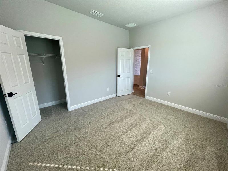 Spacious, unfurnished interior of a new home in , Parrish (Image 30).