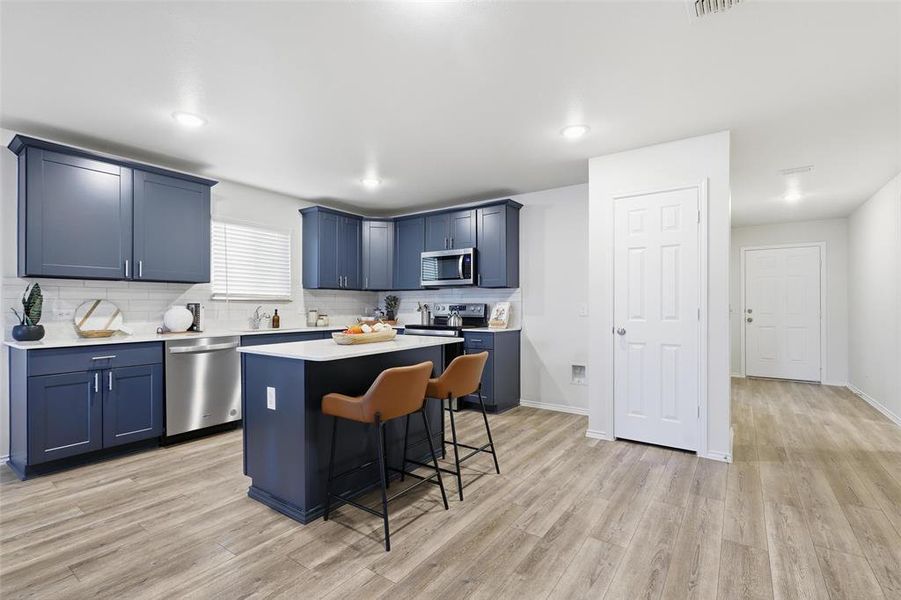 Furnished interior view inside a new home in Newberry Point, Fort Worth (Image 11).