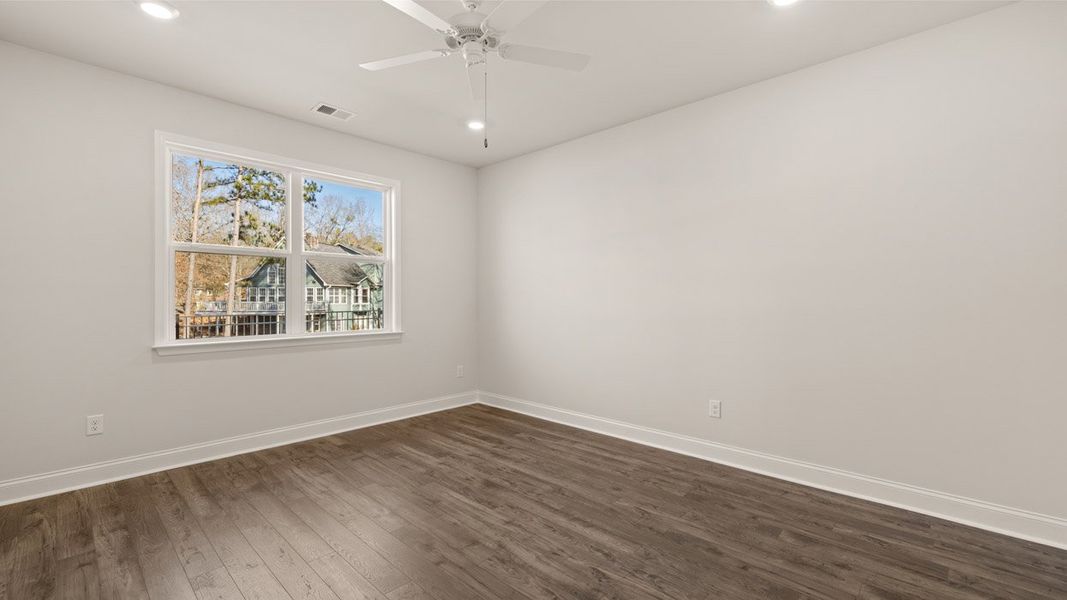 Spacious, unfurnished interior of a new home in Oak Ridge Meadows - Active Adult, Locust Grove (Image 20). Spacious, unfurnished interior of a new home in Oak Ridge Meadows - Active Adult, Locust Grove (Image 20).