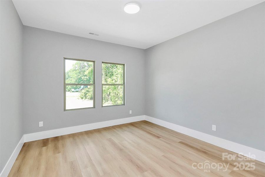 Spacious, unfurnished interior of a new home in , Rock Hill (Image 23).