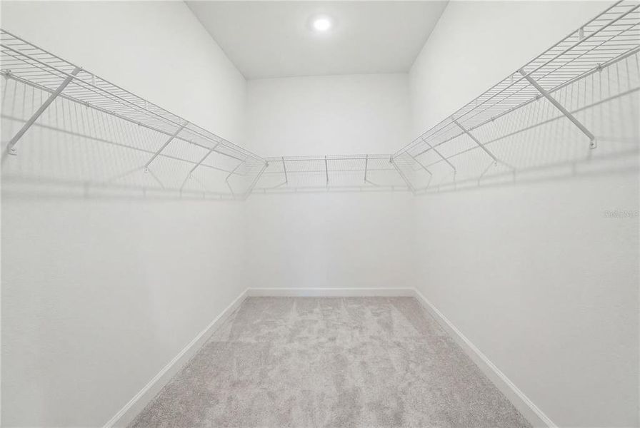 Spacious, unfurnished interior of a new home in Stonegate Preserve, Palmetto (Image 38).