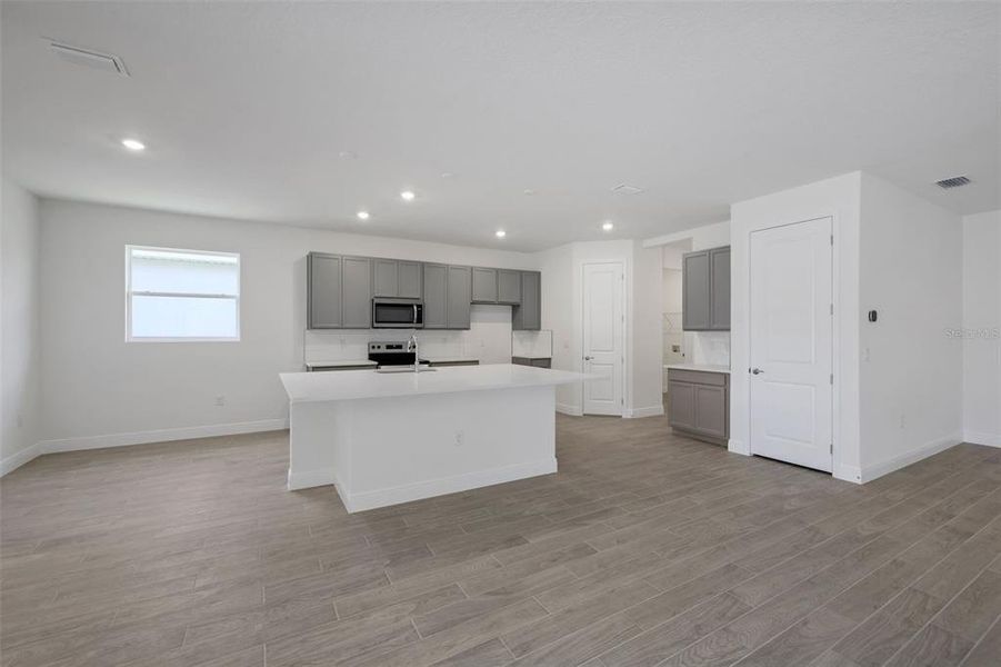 Furnished interior view inside a new home in Angeline, Land O' Lakes (Image 11).