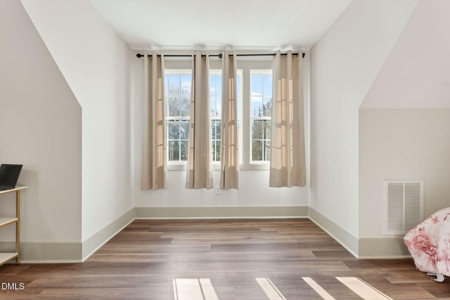 57-web-or-mls-P1553786