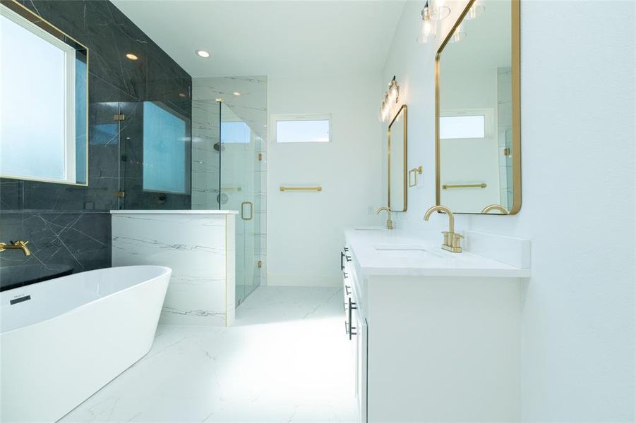 Furnished interior view inside a new home in , Cleburne (Image 7).