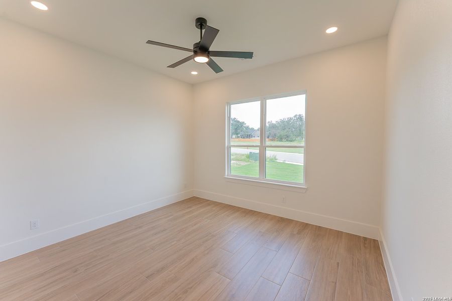Spacious, unfurnished interior of a new home in , La Vernia (Image 17). Spacious, unfurnished interior of a new home in , La Vernia (Image 17).