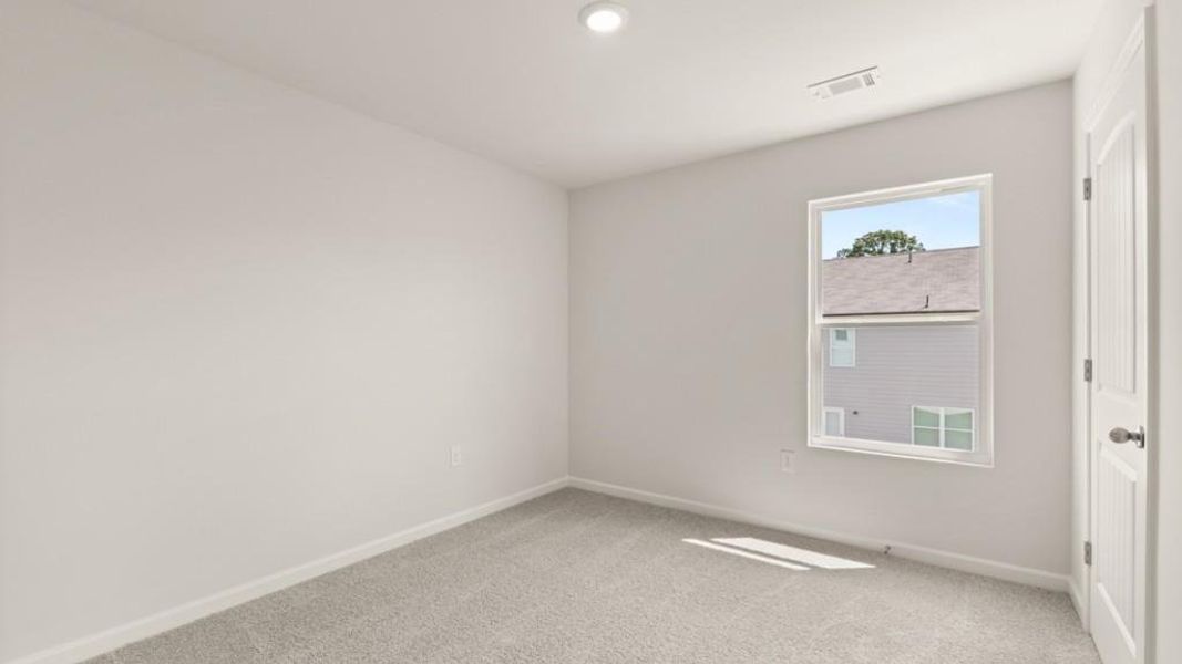 Spacious, unfurnished interior of a new home in Rolling Meadows, Jasper (Image 25).