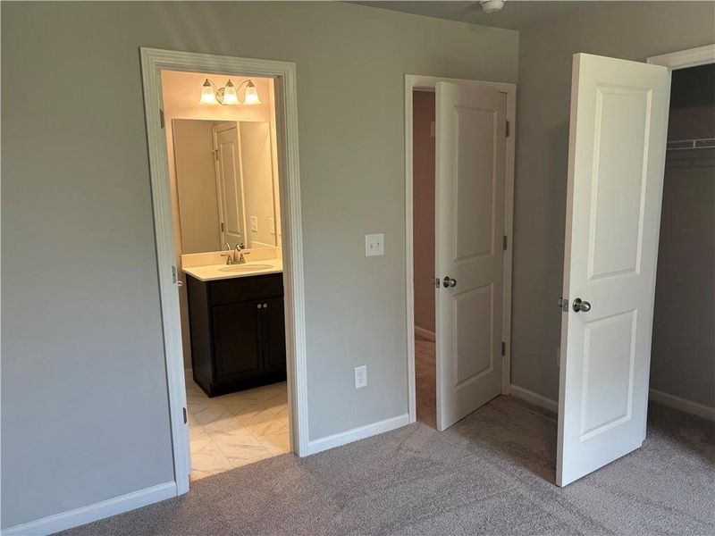 Spacious, unfurnished interior of a new home in Silver Fox Reserve, Oakwood (Image 31). Spacious, unfurnished interior of a new home in Silver Fox Reserve, Oakwood (Image 31).