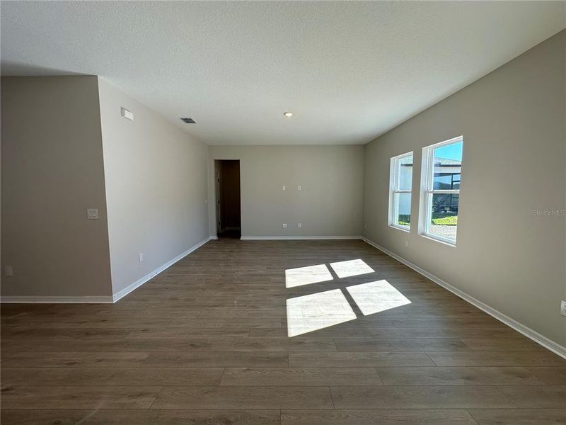 Spacious, unfurnished interior of a new home in Berry Bay, Wimauma (Image 19).
