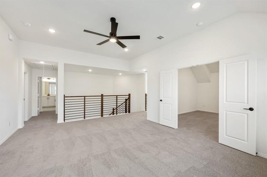 Spacious, unfurnished interior of a new home in Willow Wood Classic 50, McKinney (Image 26).