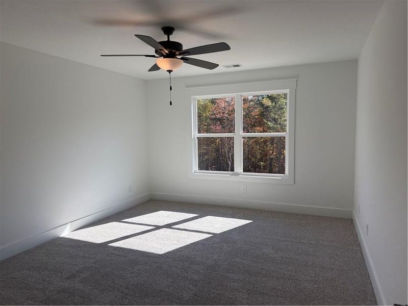 Spacious, unfurnished interior of a new home in , Waleska (Image 20).