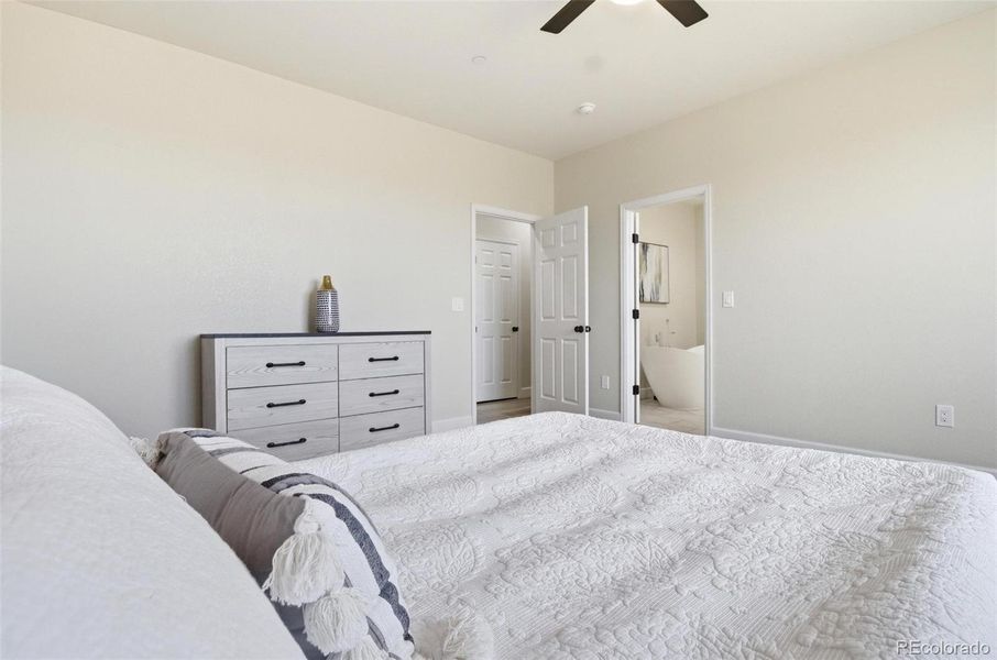 Furnished interior view inside a new home in , Strasburg (Image 8).