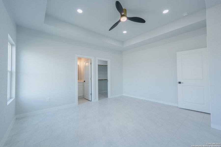 Spacious, unfurnished interior of a new home in , Natalia (Image 22). Spacious, unfurnished interior of a new home in , Natalia (Image 22).