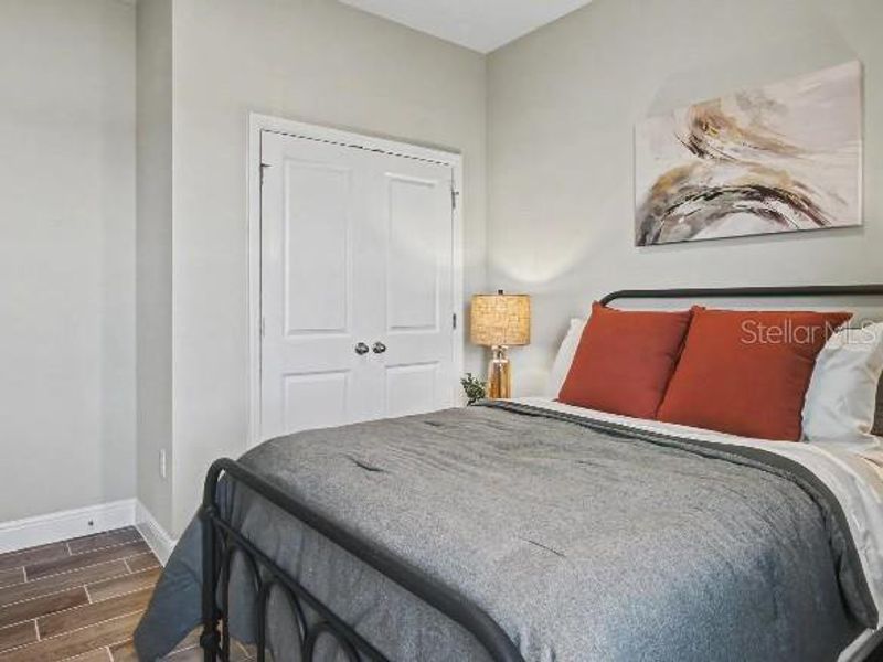 Furnished interior view inside a new home in Oakstone Farms, Leesburg (Image 7).