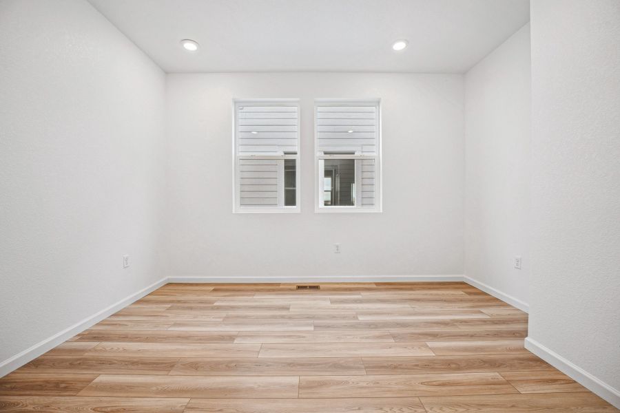 Representative unfurnished interior of a home built from the Meridian by Taylor Morrison in Farmlore, Brighton (Image 17).