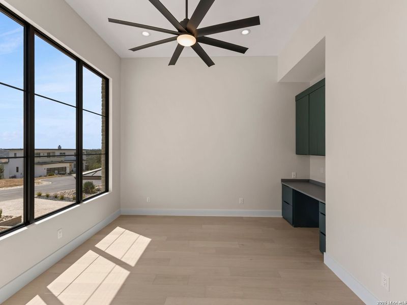 Spacious, unfurnished interior of a new home in , Boerne (Image 17).