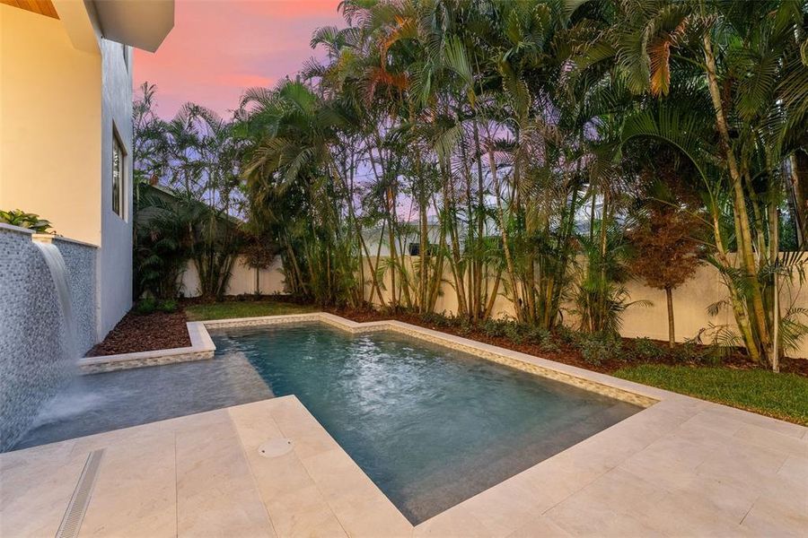 Exterior details and patio area of a home in , Tampa (Image 27).