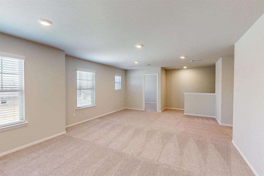 Spacious, unfurnished interior of a new home in Forest Park, Princeton (Image 14). Spacious, unfurnished interior of a new home in Forest Park, Princeton (Image 14).