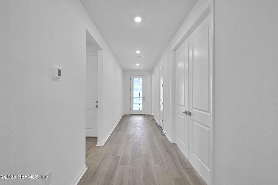 Spacious, unfurnished interior of a new home in Del Webb Nocatee, Ponte Vedra (Image 26). Spacious, unfurnished interior of a new home in Del Webb Nocatee, Ponte Vedra (Image 26).