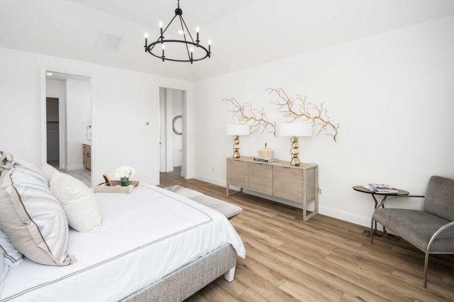 Representative furnished interior of a home built from the Jackson by UnionMain Homes in Cambridge Crossing, Celina (Image 45).