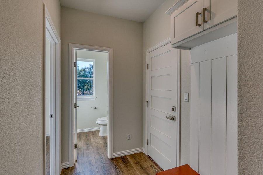 Spacious, unfurnished interior of a new home in , Horseshoe Bay (Image 25). Spacious, unfurnished interior of a new home in , Horseshoe Bay (Image 25).