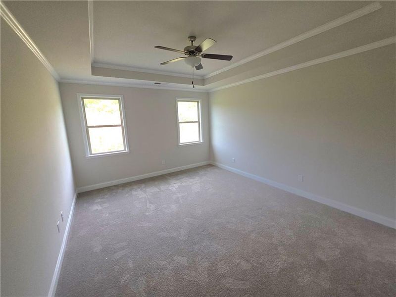 Spacious, unfurnished interior of a new home in Hellen Valley, Braselton (Image 10).