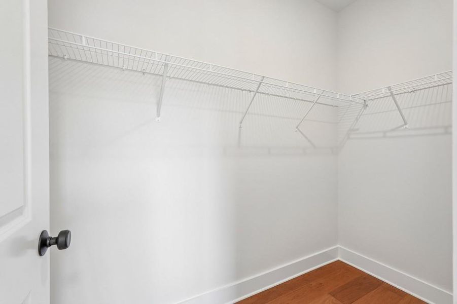 Spacious, unfurnished interior of a new home in Arden on Lanier, Cumming (Image 31).