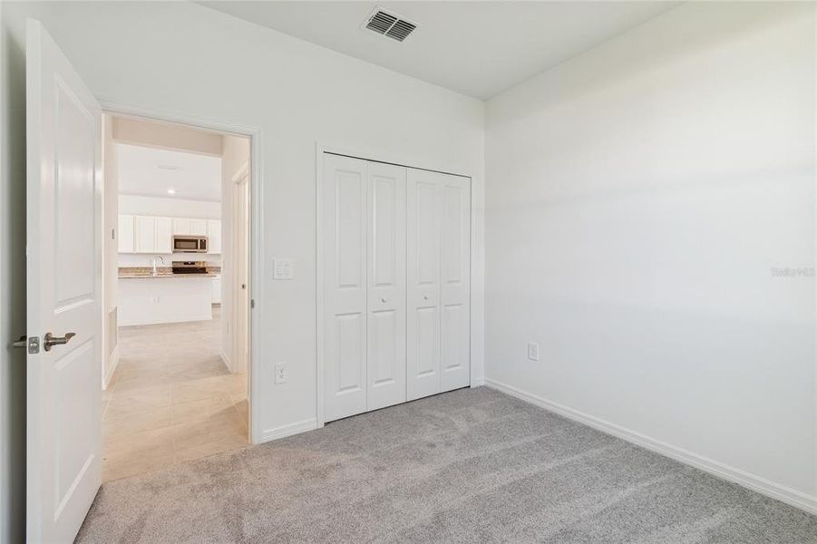 Spacious, unfurnished interior of a new home in Southpointe, Palmetto (Image 25).